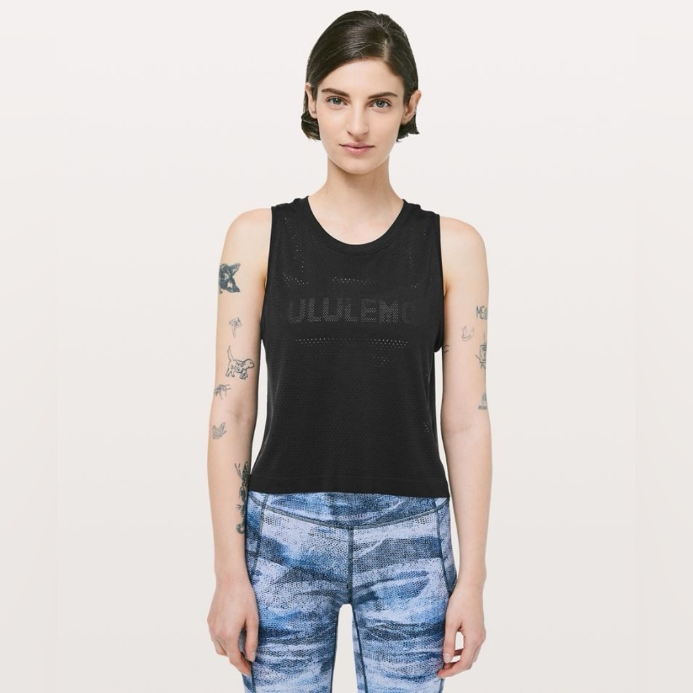 Lululemon Breeze By Muscle Crop Tank